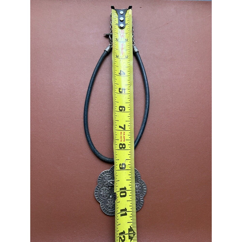 Vintage Silver Tone Crucifix Pendant Necklace Black Leather Cord Religious Jewel - Picture 3 of 5